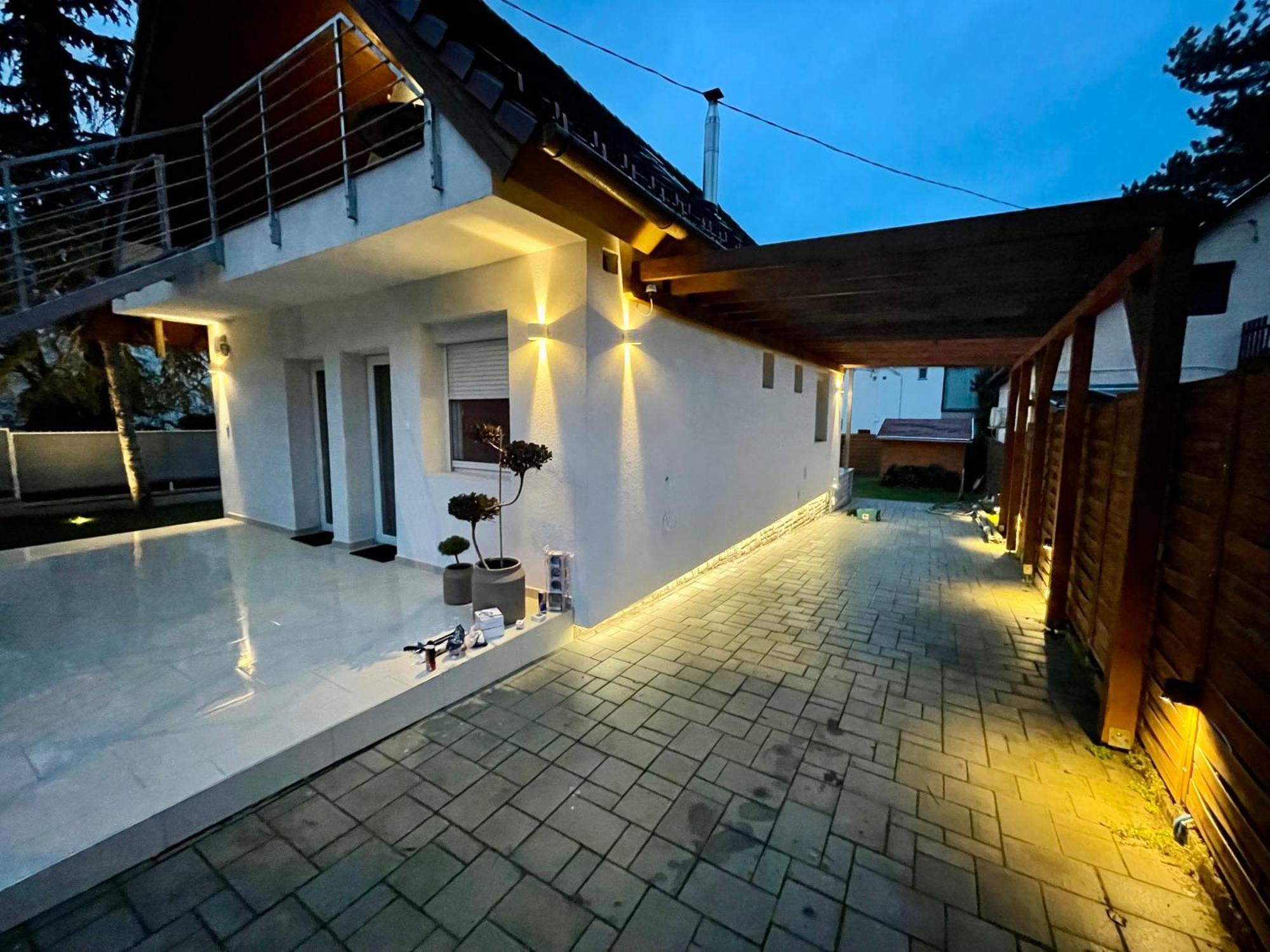 Felix House Будинок відпочинку